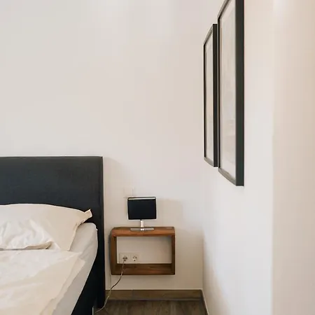 Gemuetliche Mit Grosser Terrasse Appartement